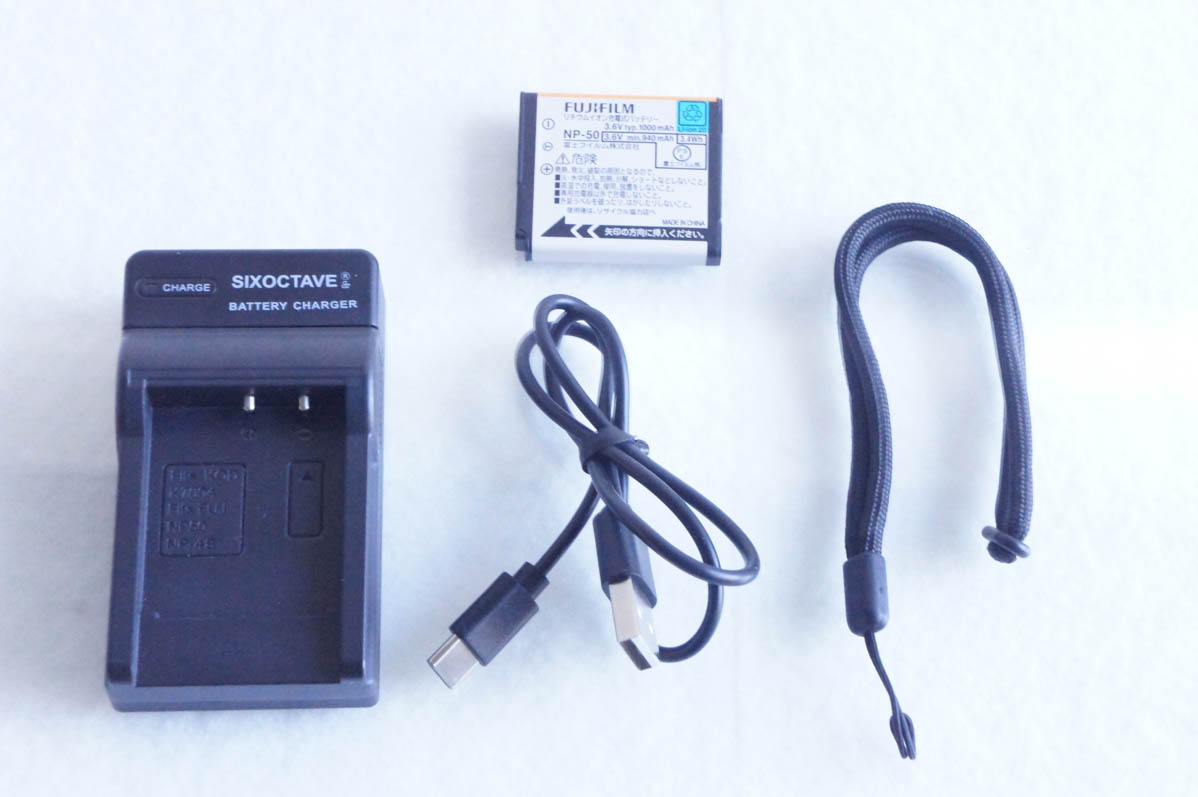 中古 FUJIFILM富士フイルム コンパクトデジタルカメラ FinePix XP200