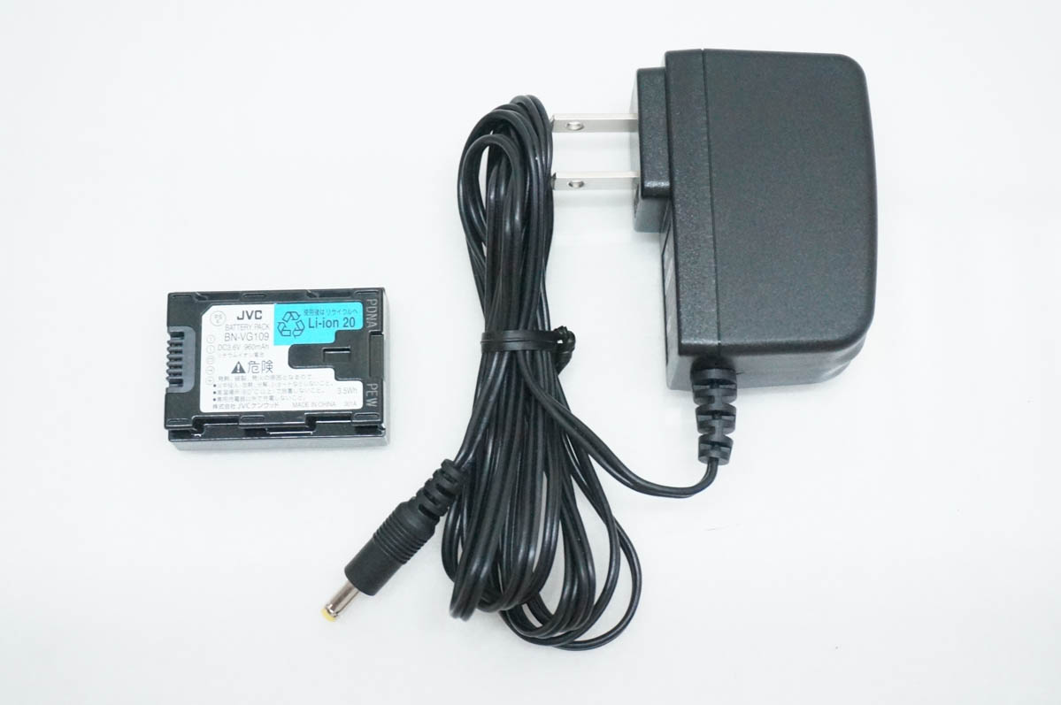中古 JVC Victorビクター エブリオEverio フルハイビジョンビデオ