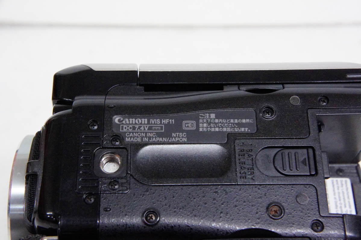 中古 Canonキヤノン HDデジタルビデオカメラ メモリータイプ iVIS HF11
