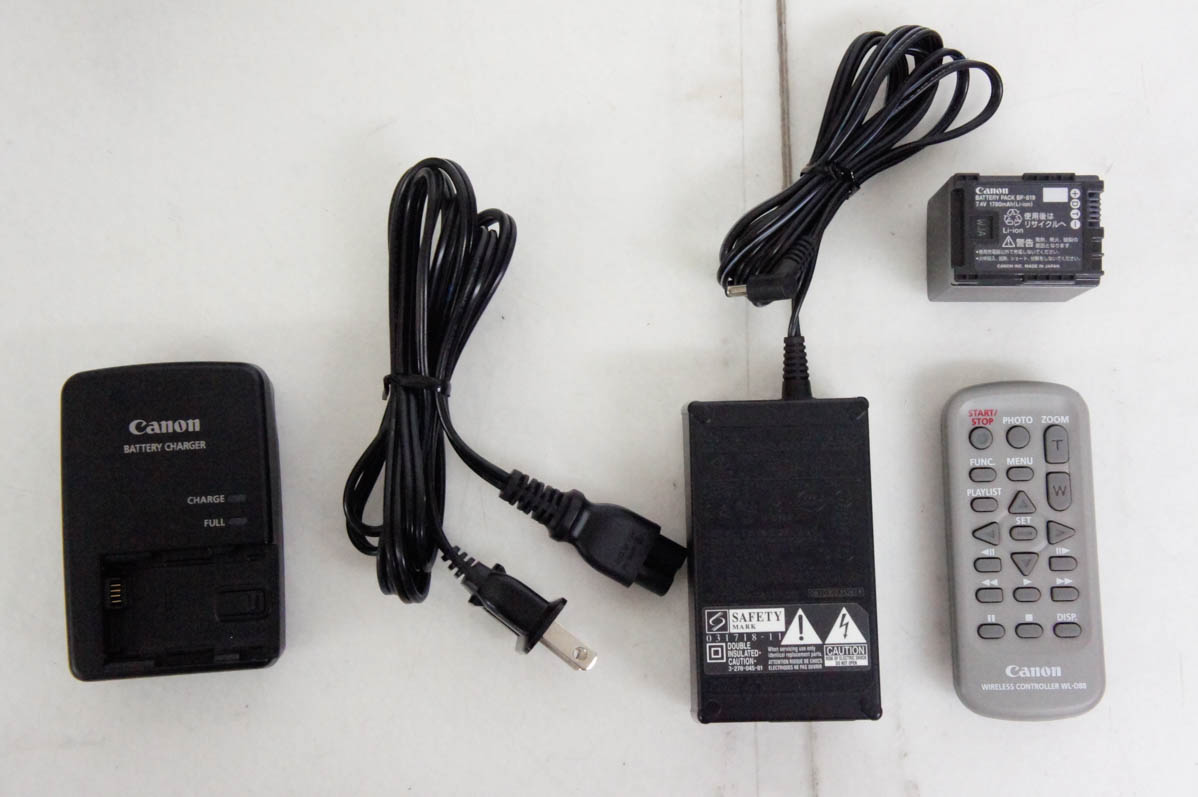【美品】Canon キヤノン デジタルビデオカメラ iVIS HF11 32GB Amazon | Canon フルハイビジョンビデオカメラ iVIS (アイビス) HF11