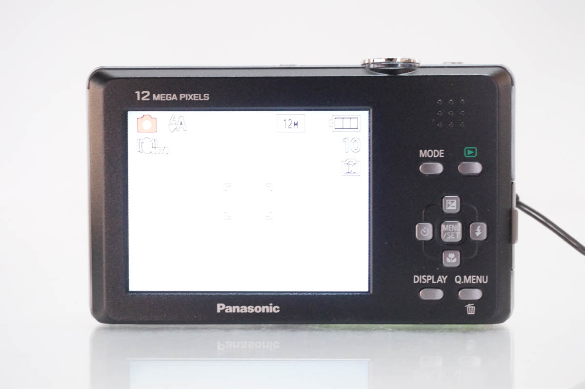 中古 Panasonicパナソニック コンパクトデジタルカメラ LUMIX