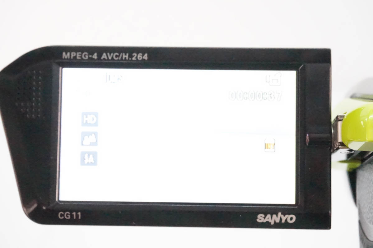 中古 SANYOサンヨー Xactiザクティ デジタルムービーカメラ DMX-CG11