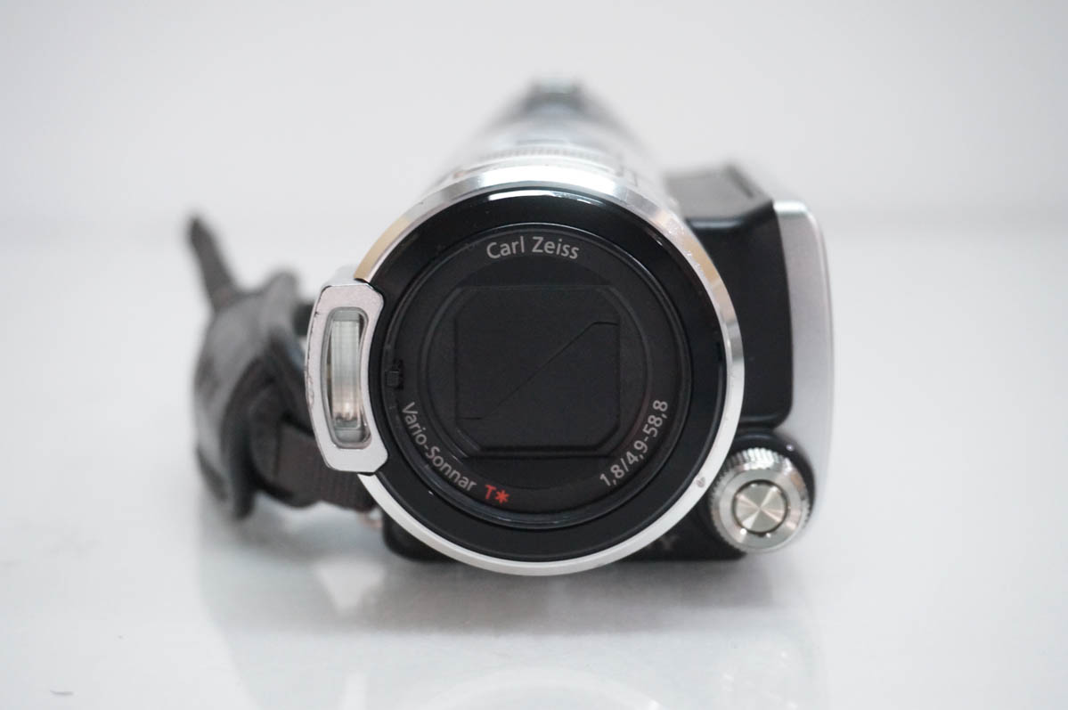 中古 SONYソニー ハンディカムHandycam デジタルHDビデオカメラ
