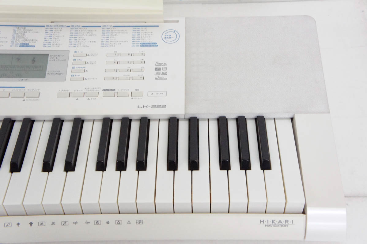 【完動品】CASIO カシオ キーボード LK-222 ホワイト 中古 CASIOカシオ 光ナビゲーションキーボード LK-222 電子