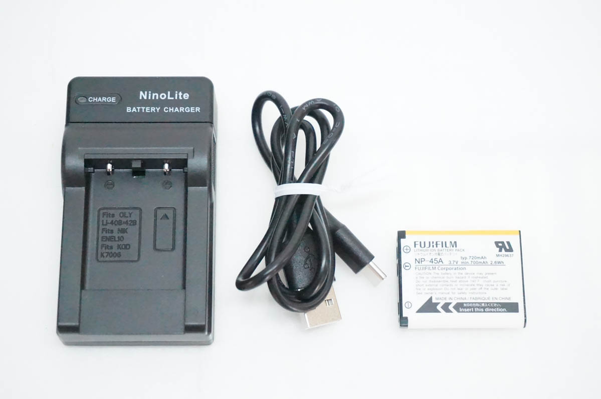 中古 CASIOカシオ コンパクトデジタルカメラ EXILIM ZOOM エクシリム