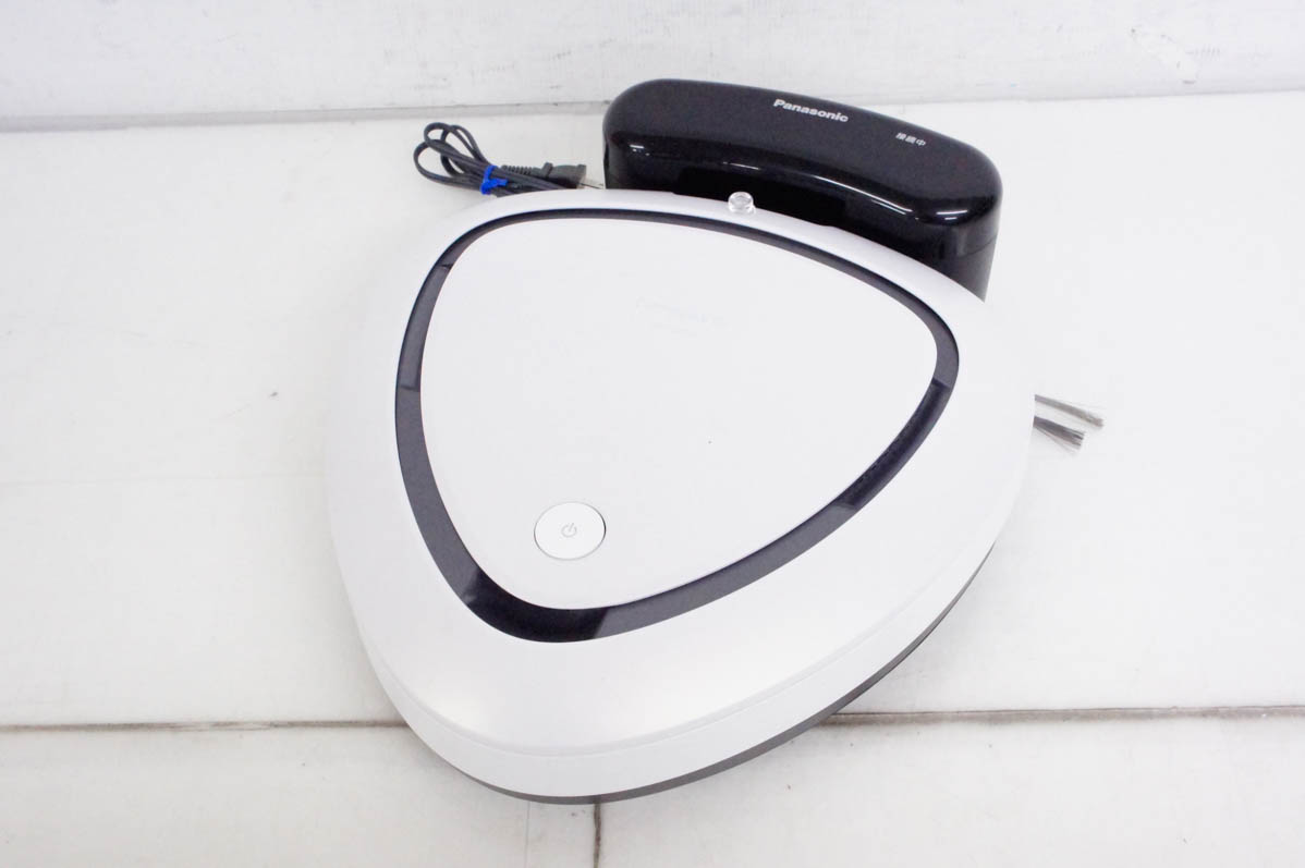 Panasonic - ロボット掃除機 Panasonic MCｰRS300 新品未使用‼️ 中古 Panasonicパナソニック ロボット掃除機 RULOルーロ MC