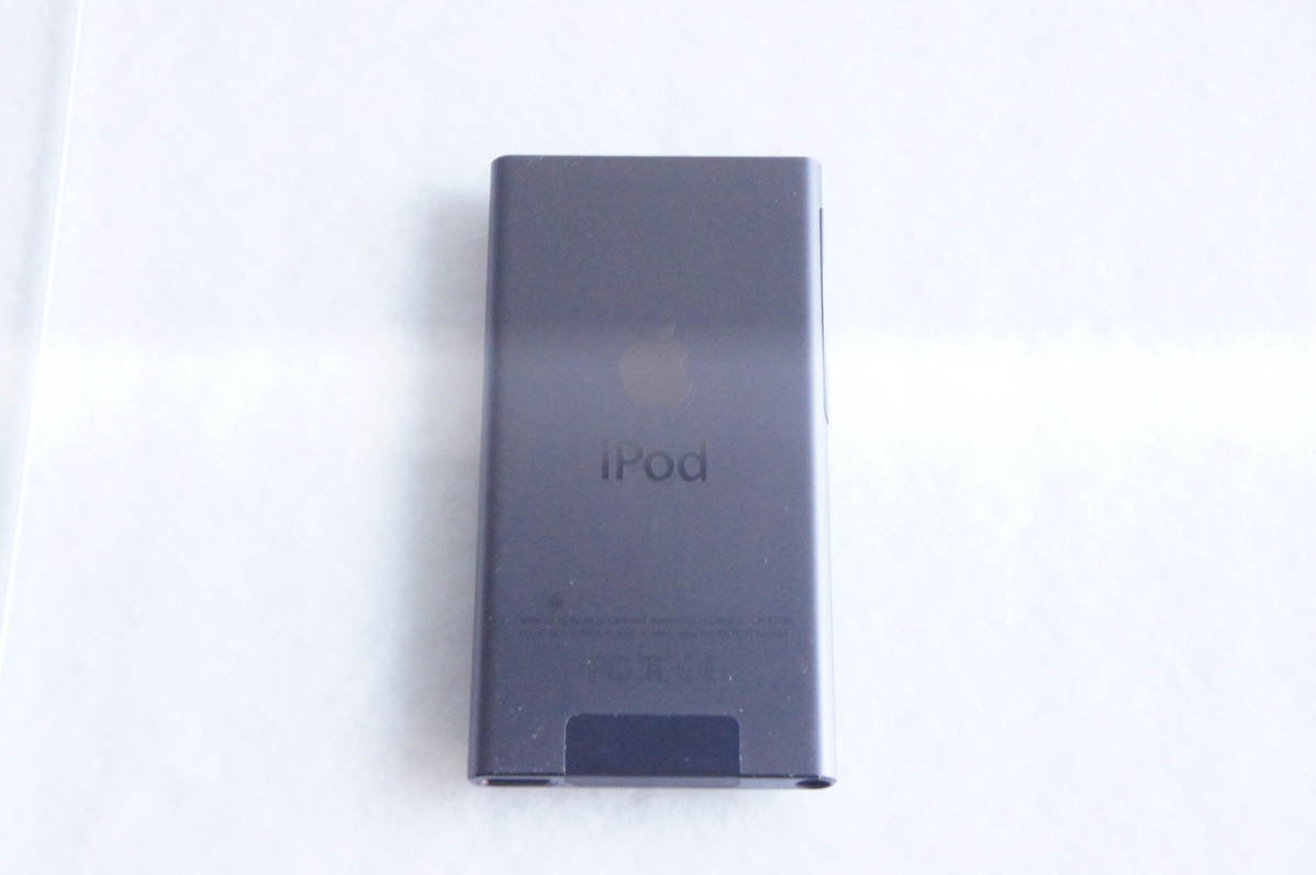 中古 Appleアップル 第7世代 iPod nano 16GB スペースグレイ MKN52J