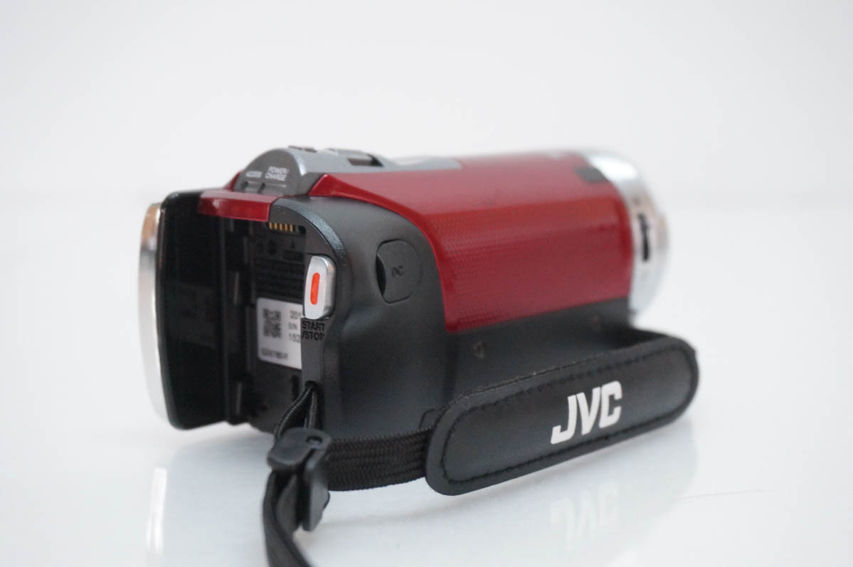 【SDカード付】JVC Everio ビデオカメラGZ-E880-B 美品 ハイビジョンメモリームービーGZ-E880製品情報 | JVC