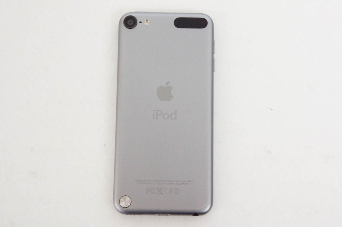 中古 Appleアップル 第5世代 iPod touch 32GB スペースグレイ ME978J/A