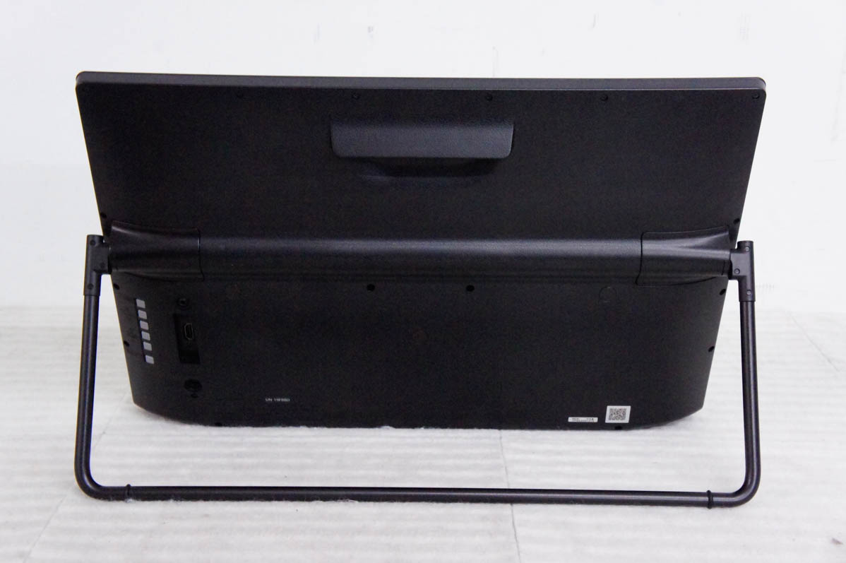 （値下げ中）Panasonic UN-19FB8 ポータブルデジタルテレビ 中古 Panasonicパナソニック ポータブル地上・BS・110度CS