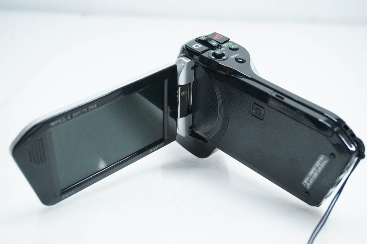 中古 SANYOサンヨー Xactiザクティ デジタルムービーカメラ DMX-CG11
