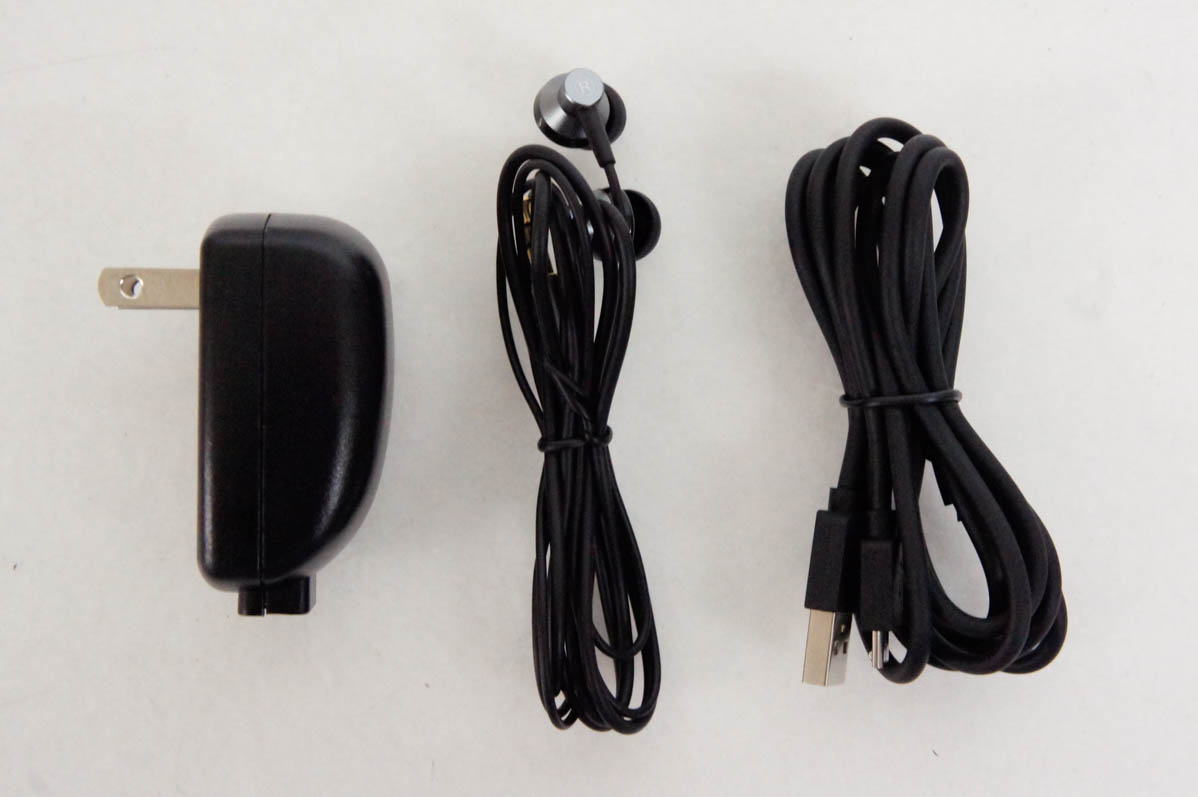 【即購入⭕️】 中古 ユーキャン どこでもお話プレーヤー「聞いて楽しむ日本の名作」「やさしく聞ける日本の名作」セット 【VQL1983456077】(12987円)