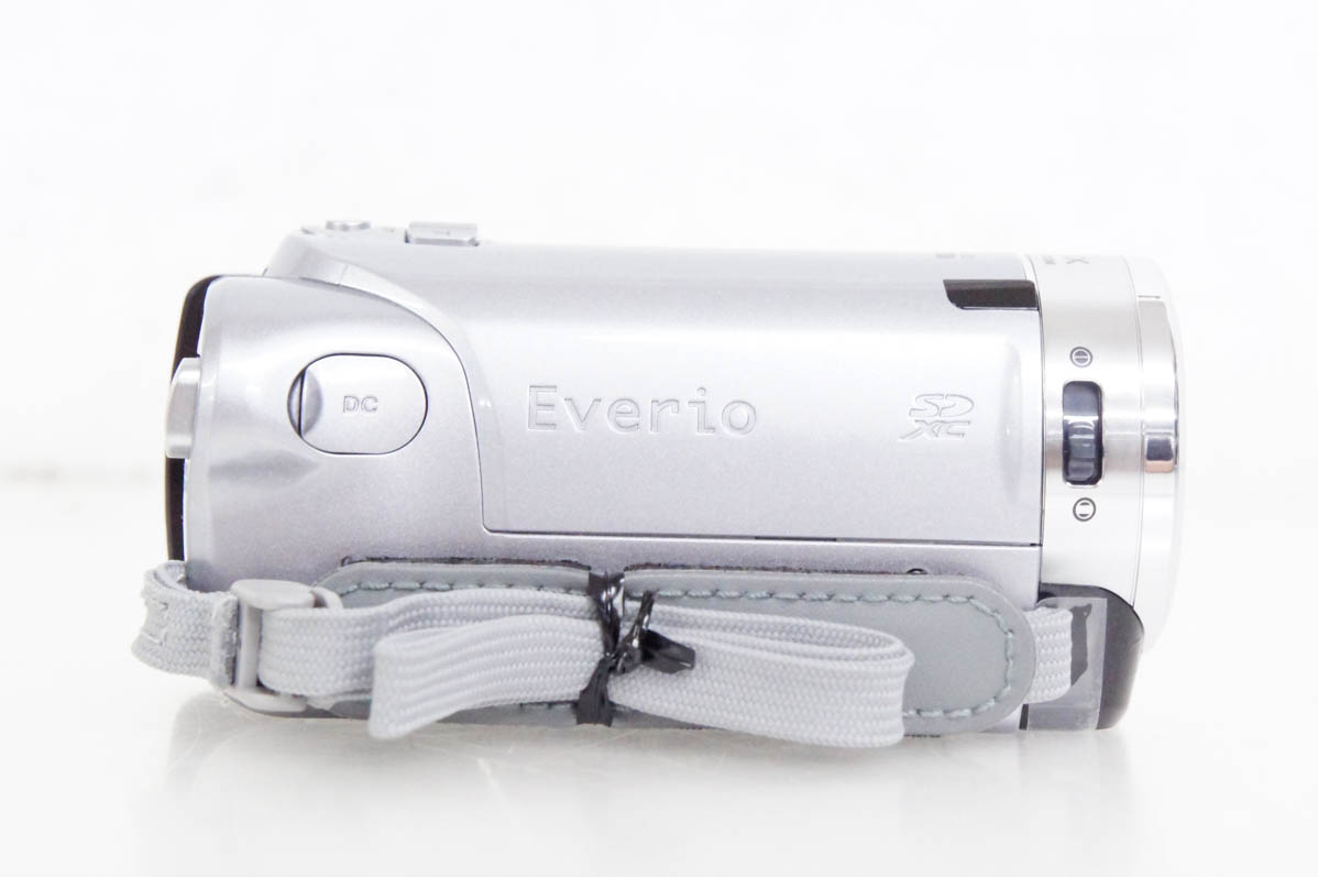 JVC  ビデオカメラ　EVERIO GZ-E220【美品】 ハイビジョンメモリームービーGZ-E220製品情報 | JVC