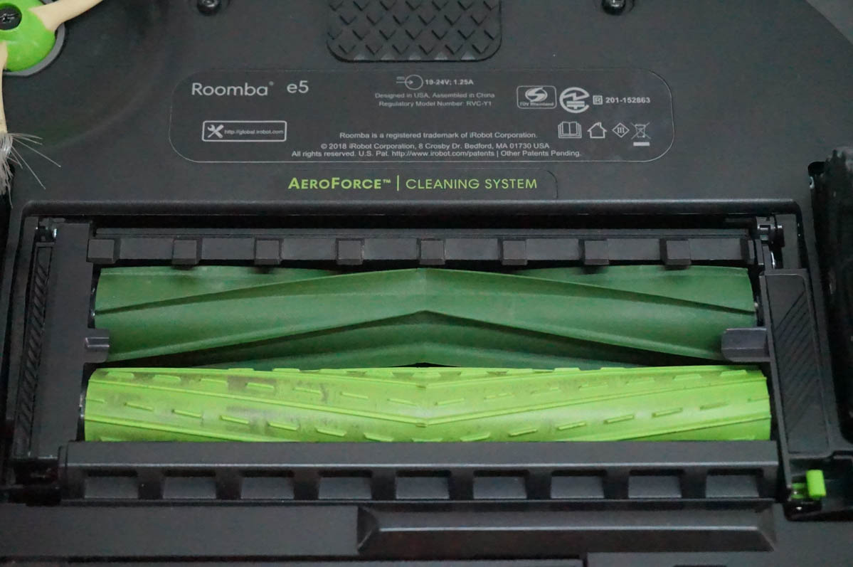 iRobot Roomba e5 ロボット掃除機　未使用品 中古 iRobotアイロボット Roomba 自動掃除機 ルンバ e5 ロボット掃除機