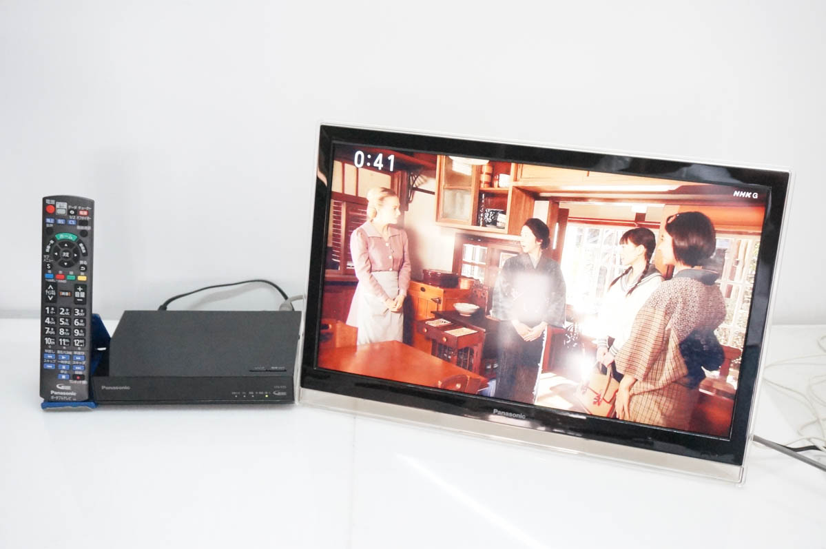 中古 Panasonicパナソニック ポータブル地上・BS・110度CSデジタル