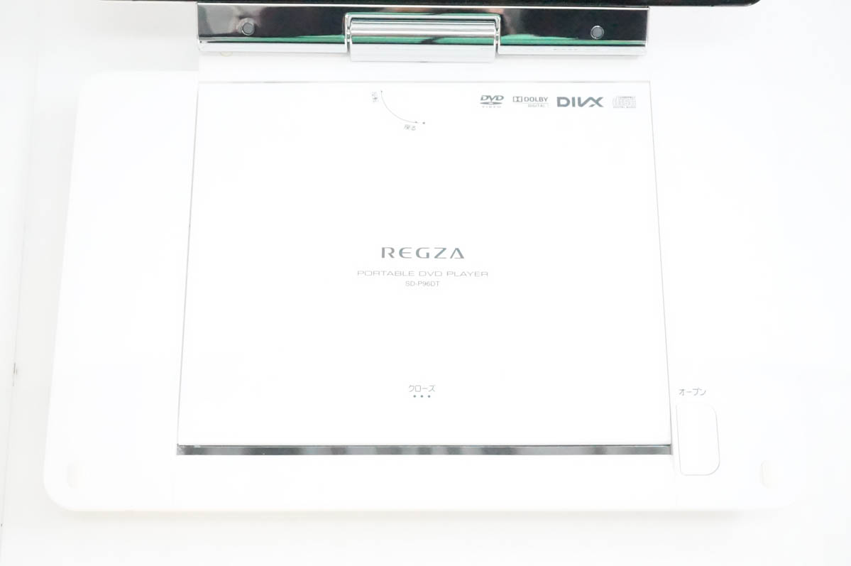 中古 C 東芝TOSHIBA REGZAレグザ 9インチポータブルDVDプレーヤー SD