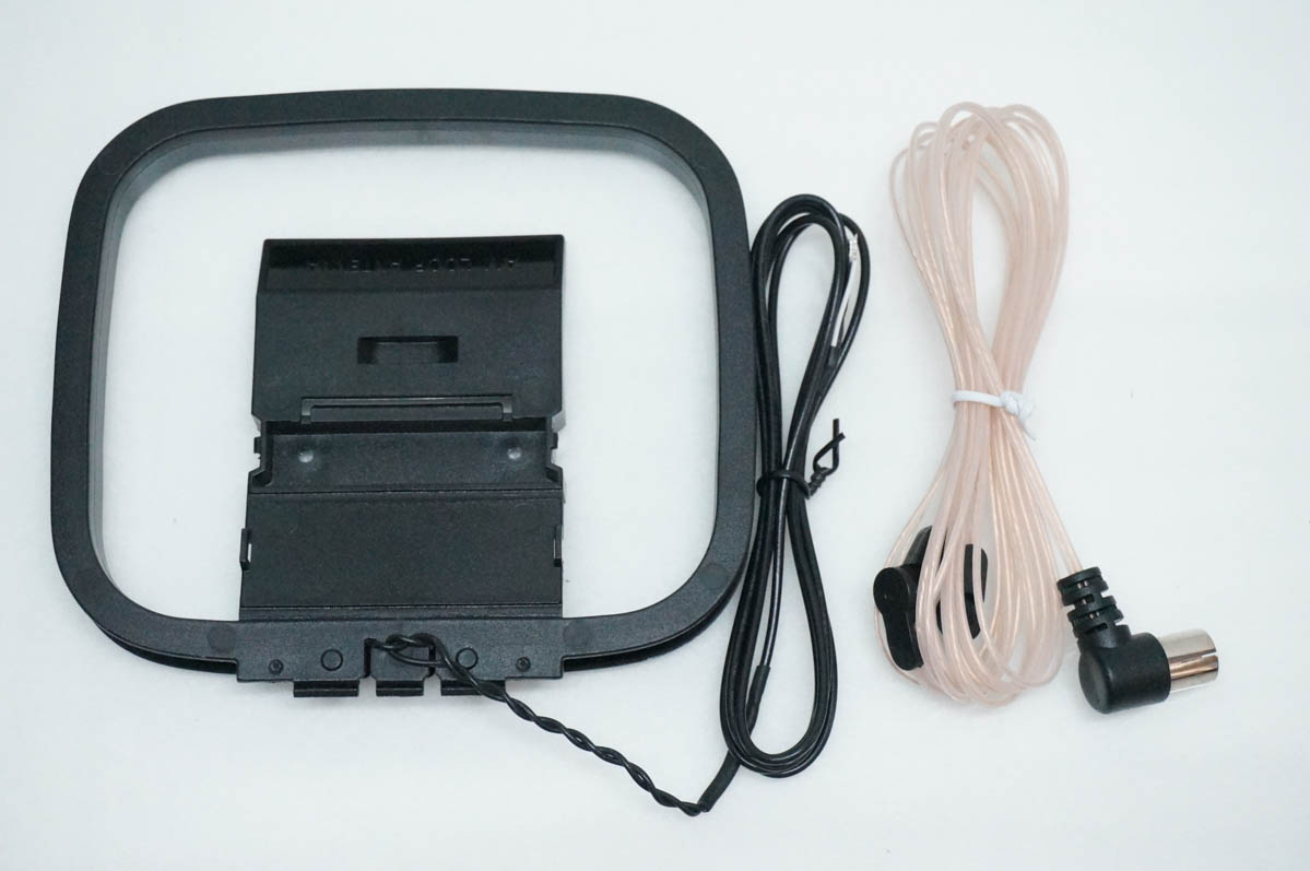 中古 SONYソニー ポータブルラジオレコーダー ICZ-R100 8GBメモリー