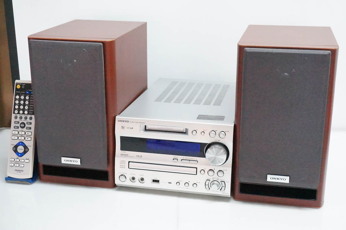 中古 C ONKYOオンキヨー CD/MDチューナーアンプシステム X-N7FX