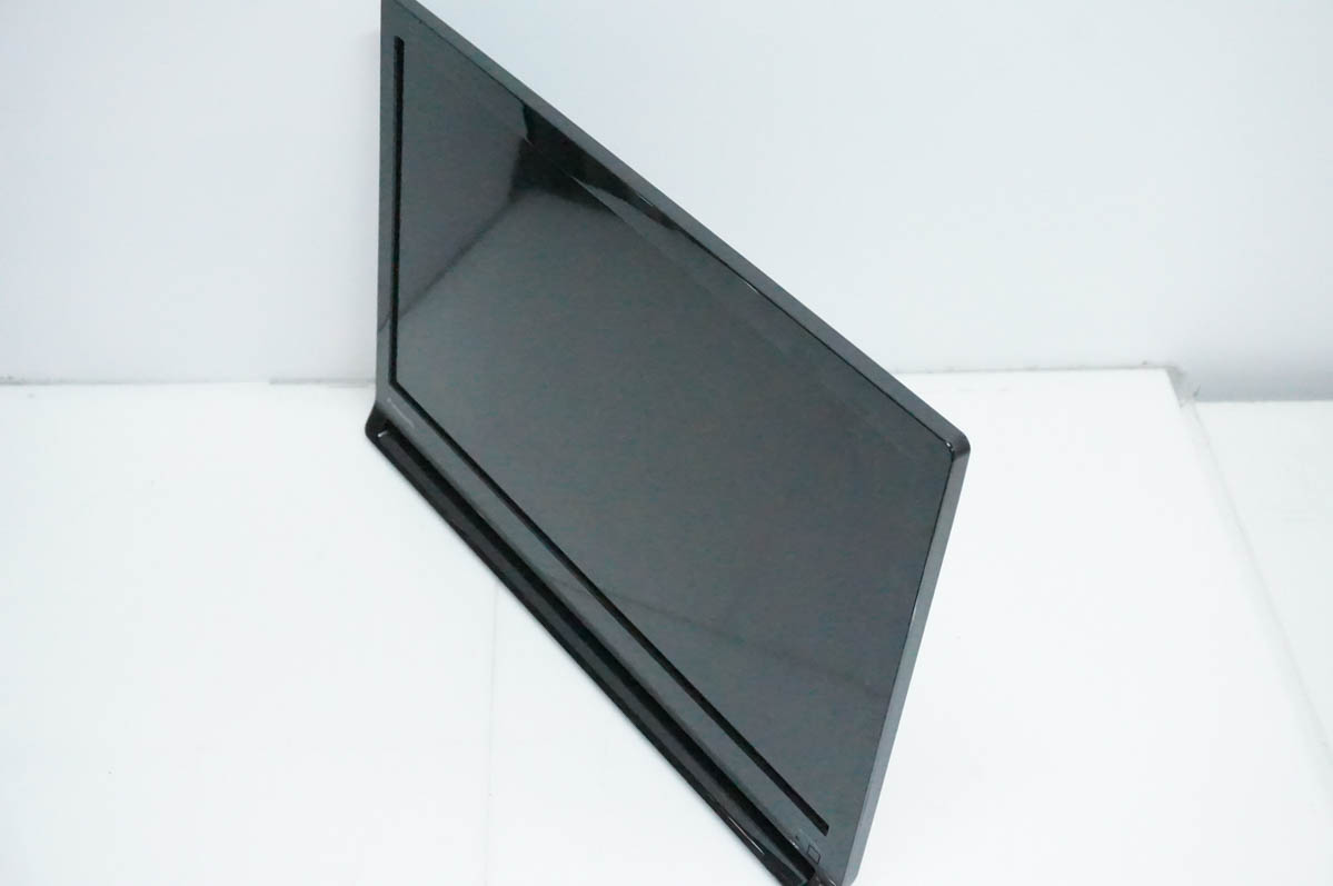 中古 Panasonic ポータブル地上・BS・110度CS 19V型 デジタルテレビ