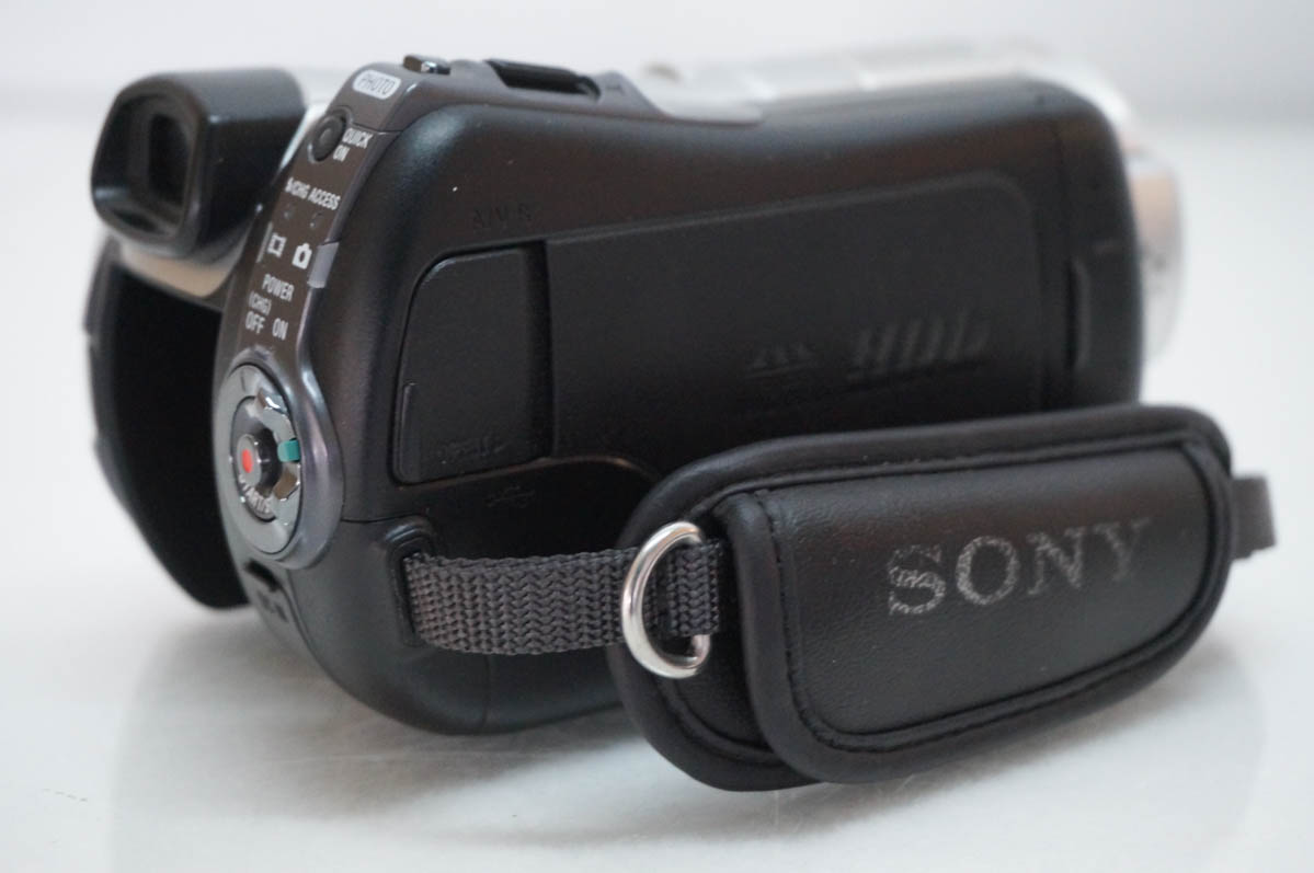 中古 SONYソニー ハンディカムHandycam デジタルHDビデオカメラ