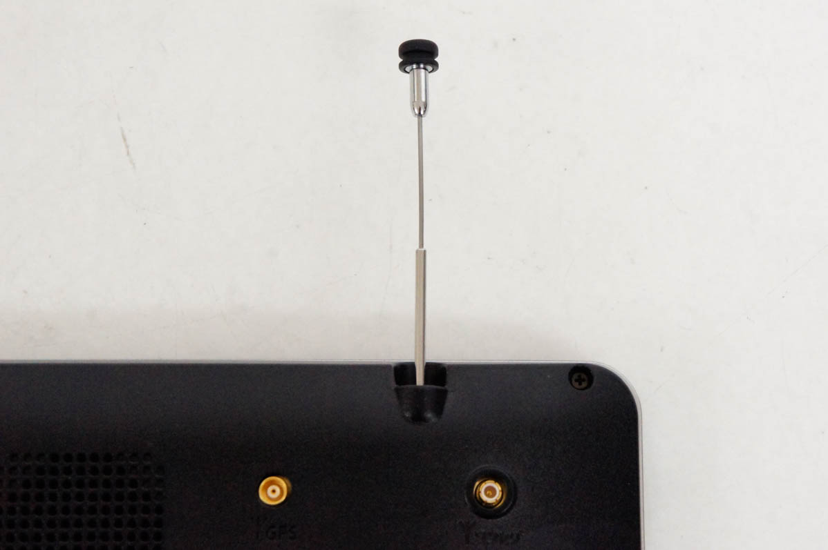 中古 Panasonicパナソニック 7型ポータブルナビ Gorilla CN-G700D