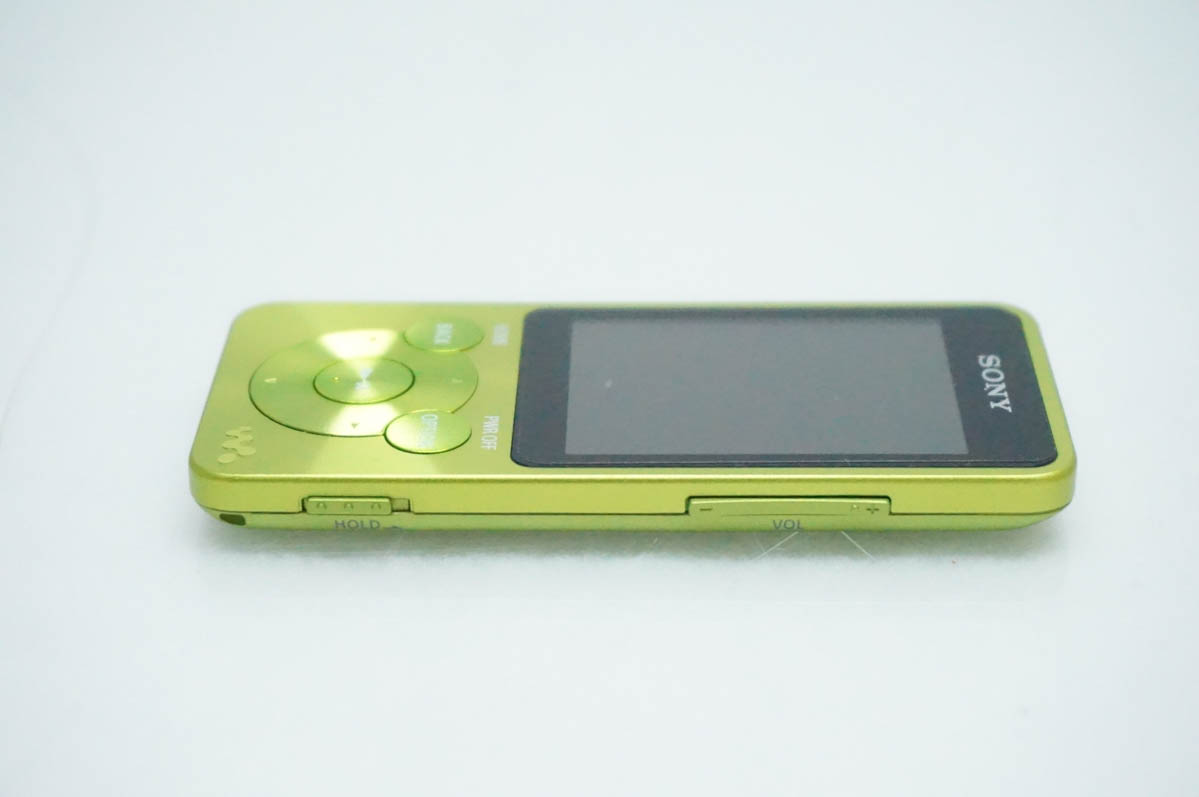 中古 SONYソニー メモリーオーディオ WALKMANウォークマン NW-S15K