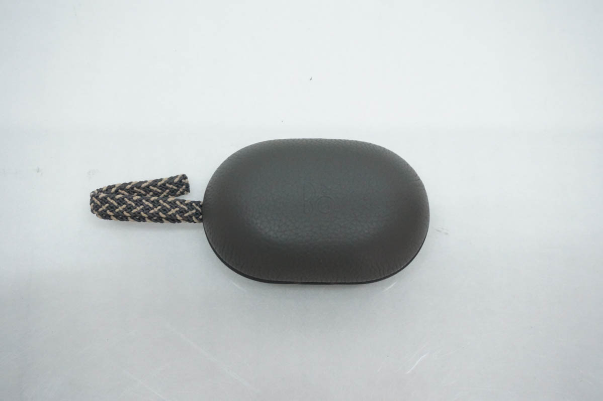 中古 Bang&Olufsen B&O PLAY Beoplay E8 ワイヤレスイヤホン : エス