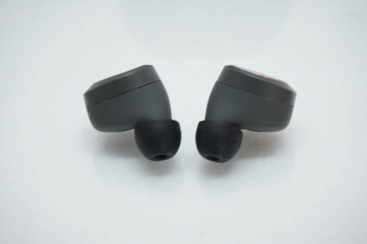 Bang&Olufsen Beoplay E8 中古美品 中古 Bang&Olufsen B&O PLAY Beoplay E8 ワイヤレスイヤホン : エス