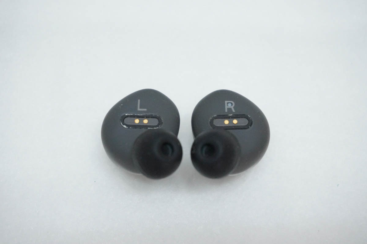 中古 Bang&Olufsen B&O PLAY Beoplay E8 ワイヤレスイヤホン : エス