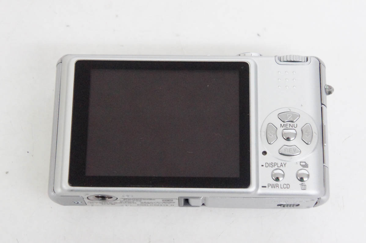 中古 Panasonicパナソニック コンパクトデジタルカメラ LUMIX