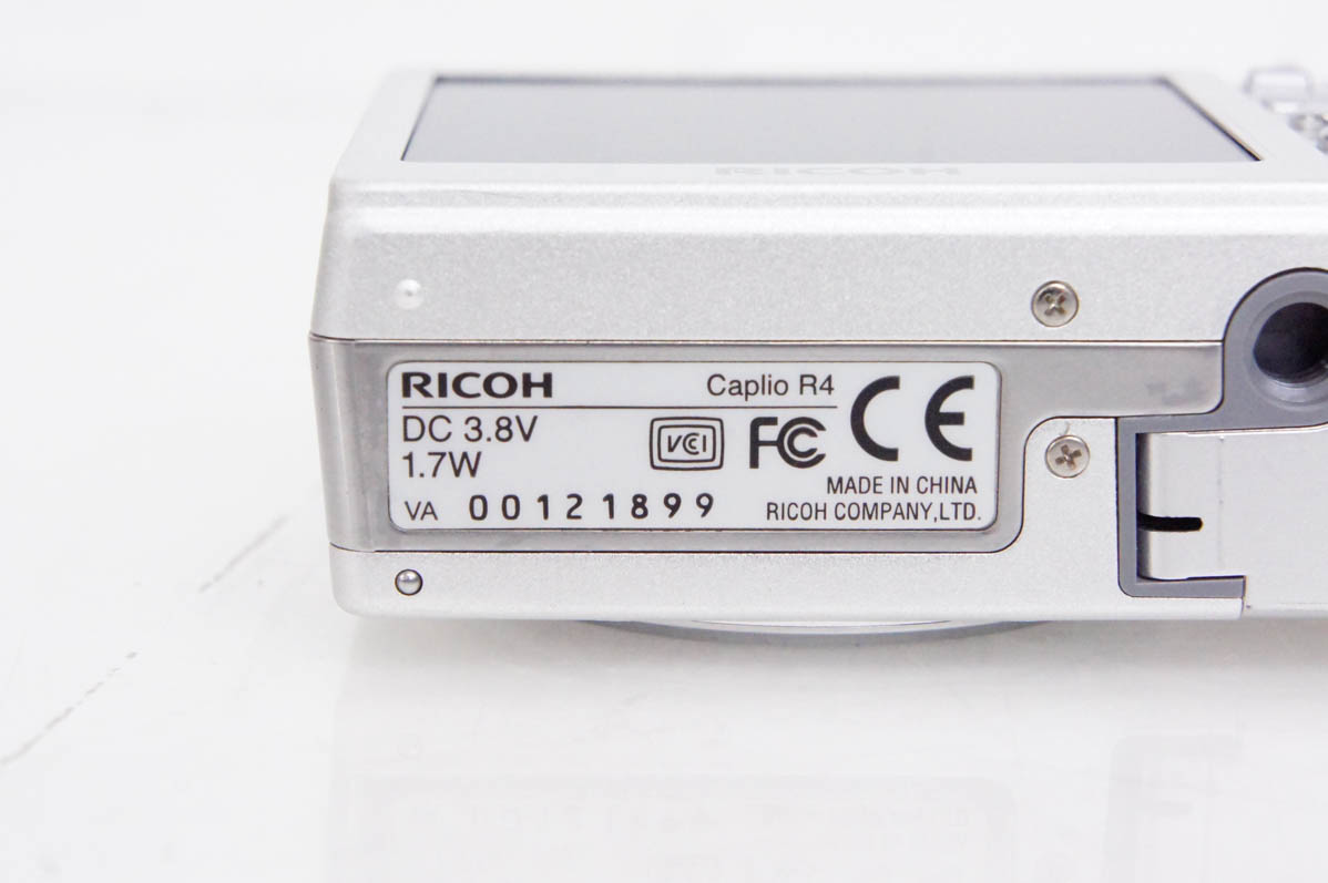 【美品】RICOH Caplio R4 デジタルカメラ カプリオ Ricoh Caplio R4 review | TechRadar