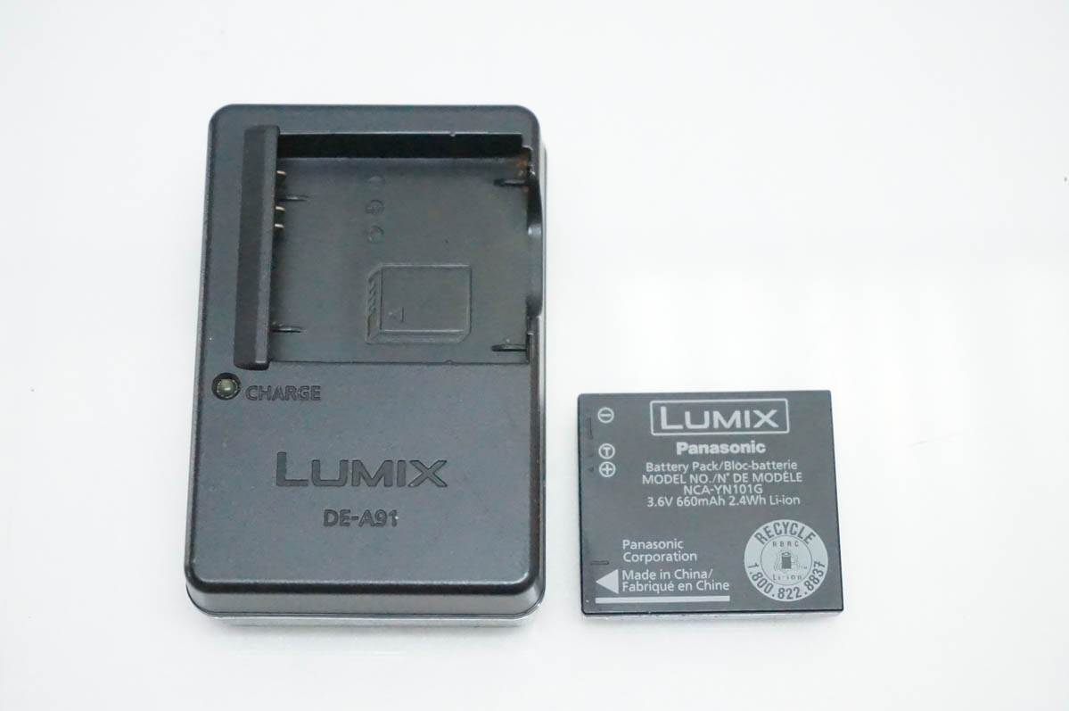中古 Panasonicパナソニック コンパクトデジタルカメラ LUMIX