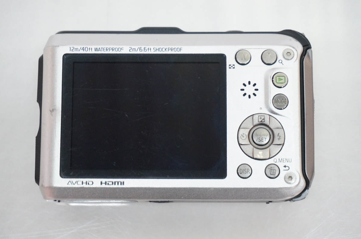 中古 Panasonicパナソニック コンパクトデジタルカメラ LUMIX