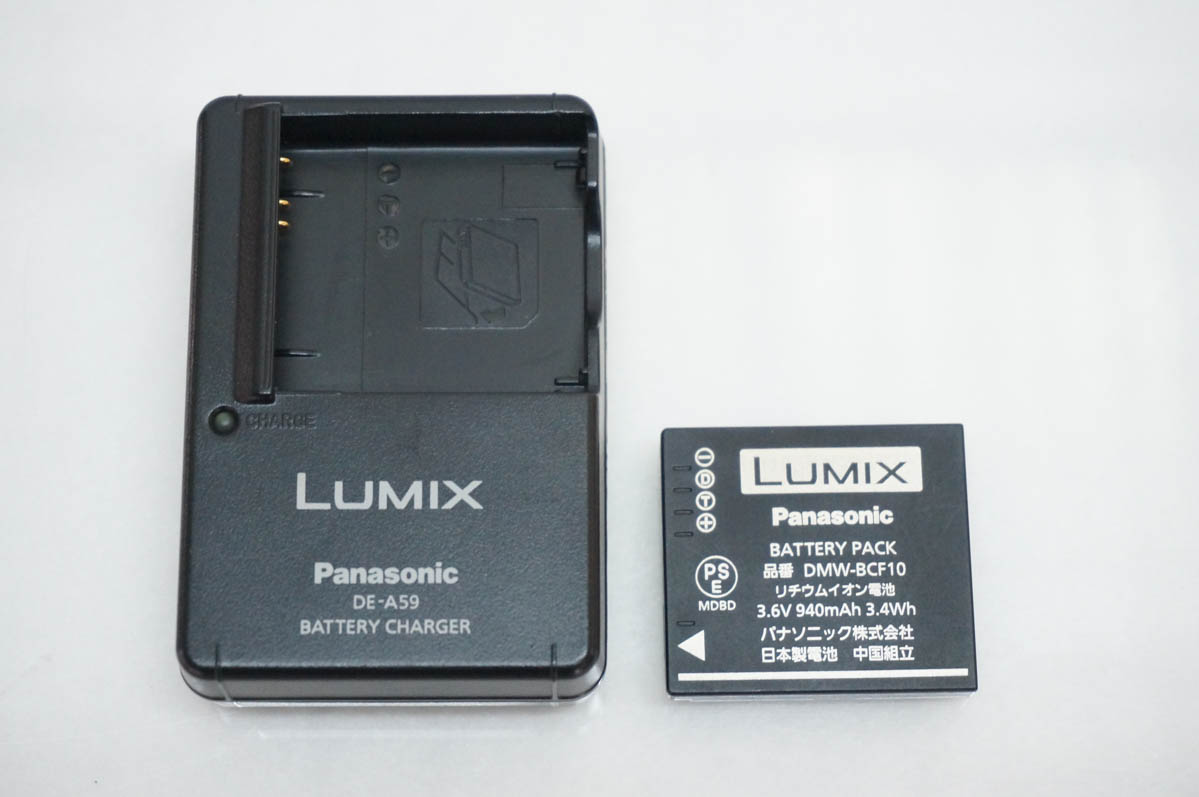 中古 Panasonicパナソニック コンパクトデジタルカメラ LUMIX