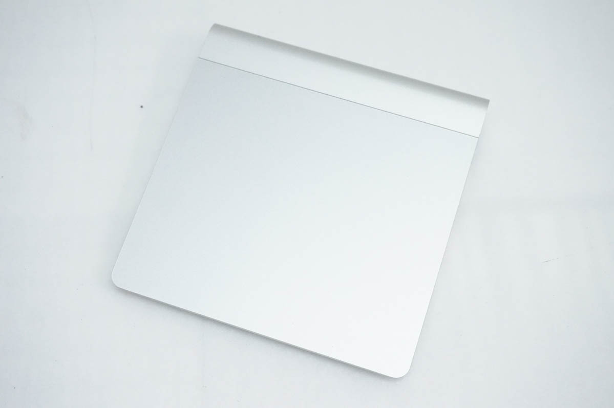 中古 Appleアップル Magic Trackpad マジックトラックパッド MC380J/A