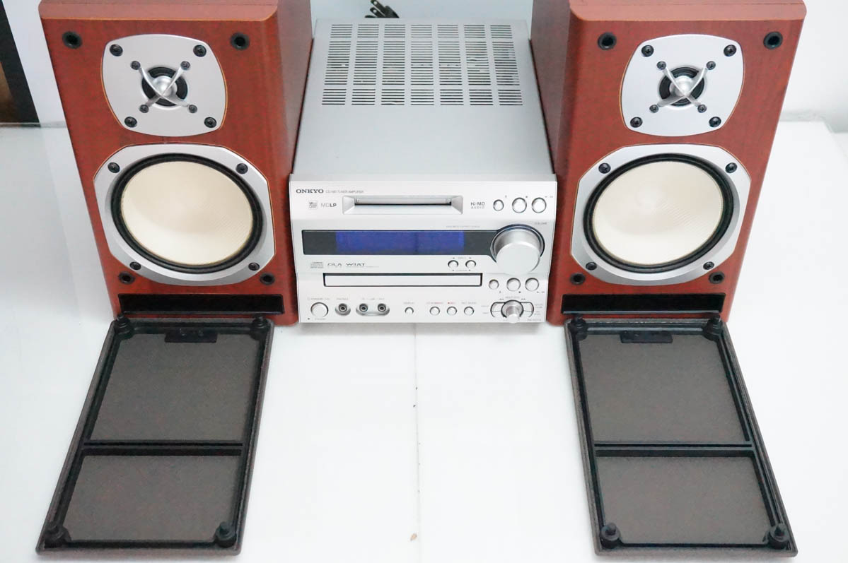 中古 ONKYOオンキヨー CD/MDチューナーアンプシステム X-N7TX