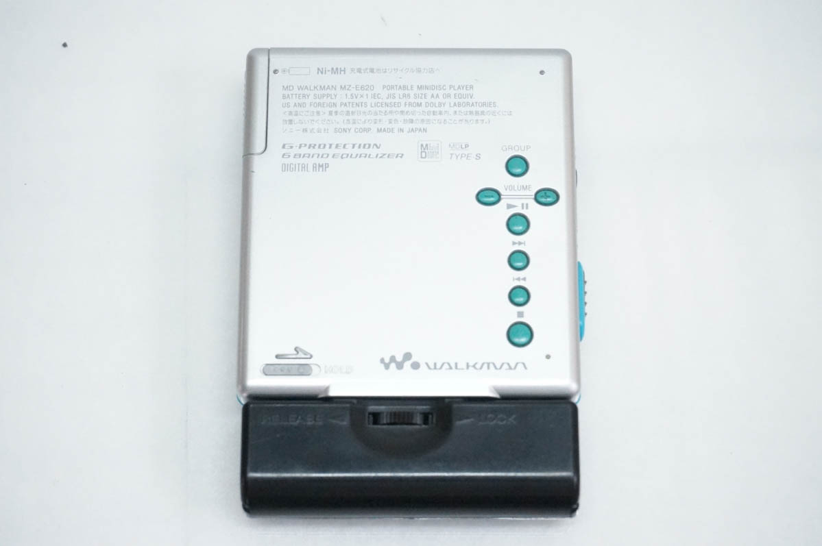 中古 SONYソニー ポータブルMDプレーヤー MDウォークマン MZ-E620