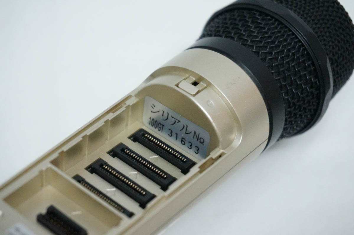 ON STAGE オンステージ カラオケ PK-100GT ペアマイク付 中古 ON STAGE オンステージ 家庭用カラオケ PK-100GT パーソナル