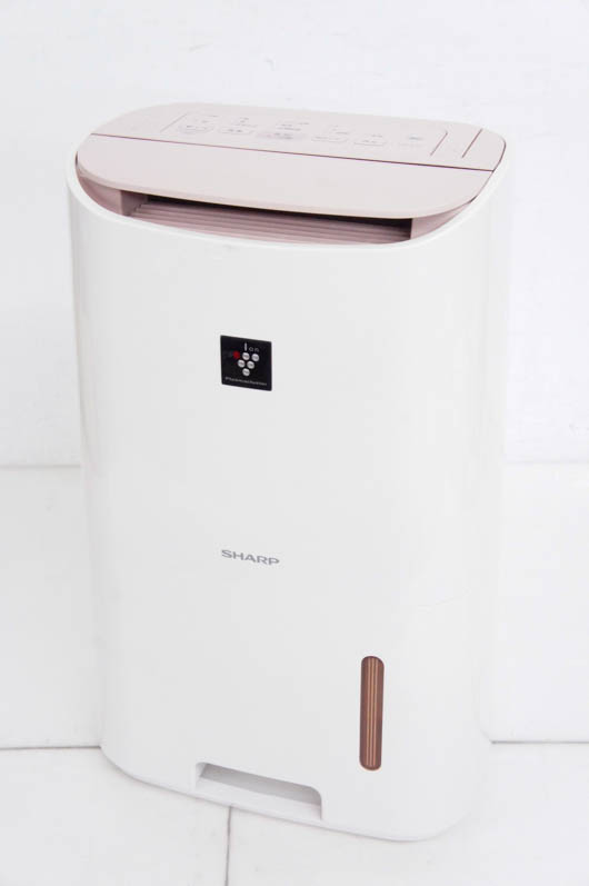 【新品未使用】 SHARP CV-E71-W 除湿機 楽天市場】cv－e71－w シャープ 除湿機の通販