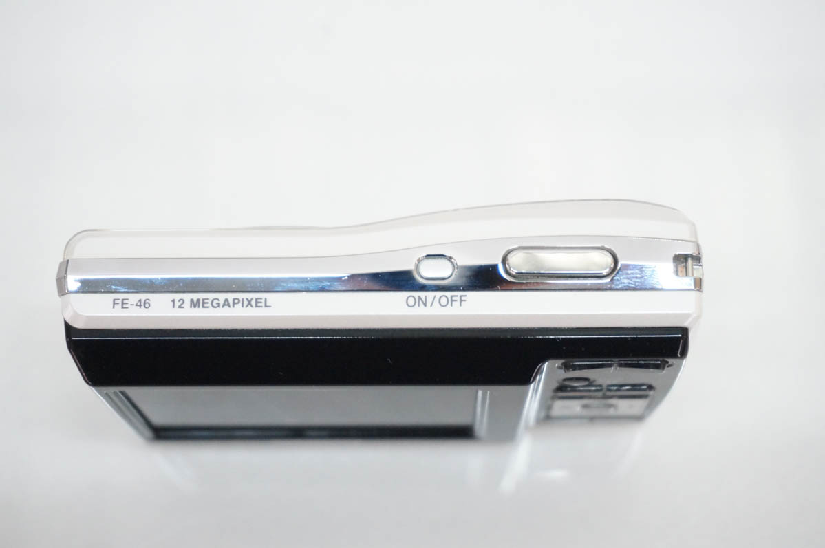 中古 OLYMPUSオリンパス コンパクトデジタルカメラ 1200万画素 FE-46