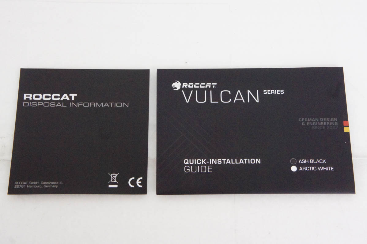 中古 C ROCCAT メカニカルゲーミングキーボード Vulcan 122 AIMO RGB US英語配列 ROC-12-941-BN｜snet-shop｜07