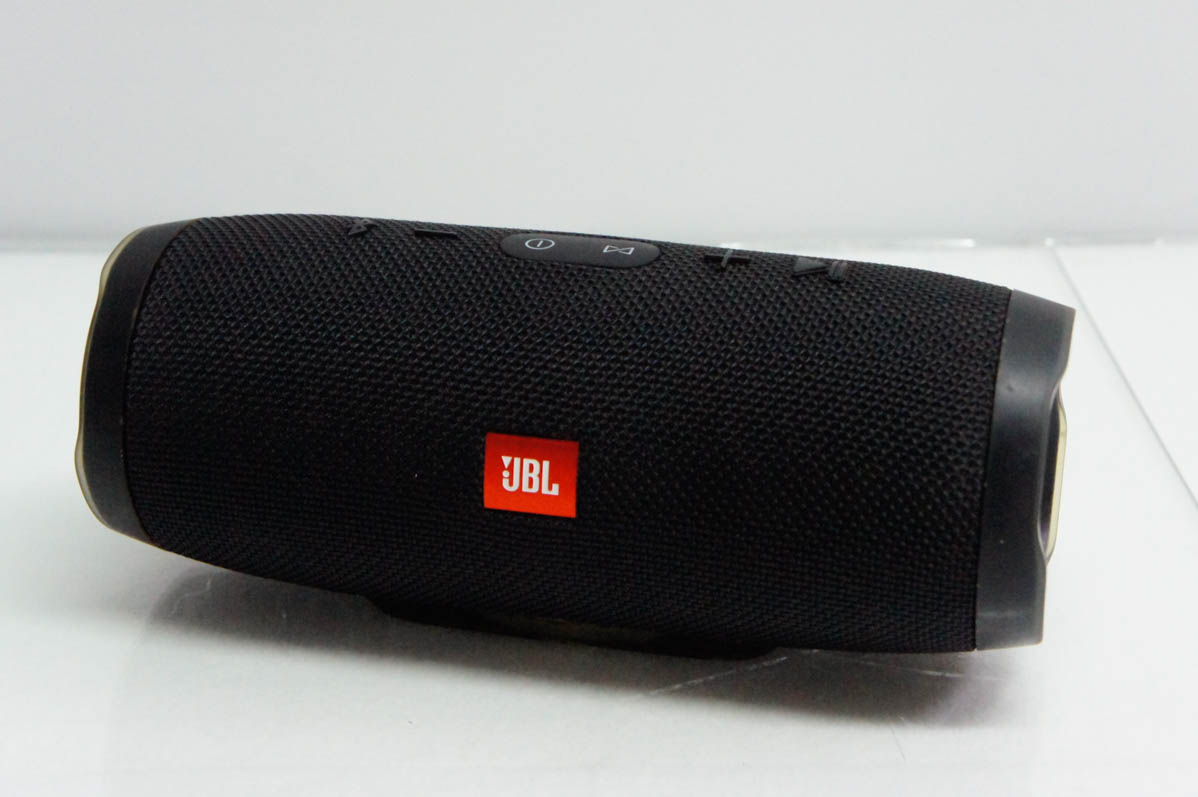 中古 JBL スプラッシュプルーフ対応Bluetoothスピーカー CHARGE3