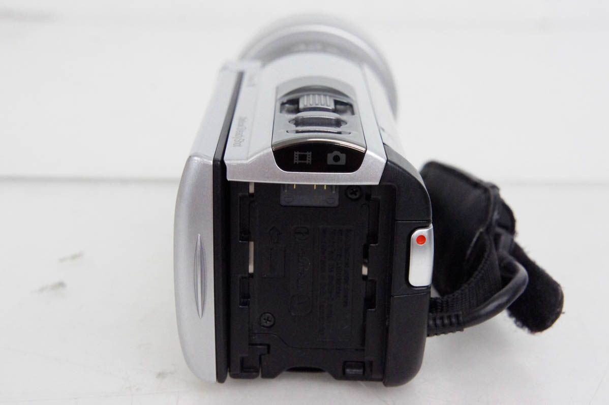 【中古】SONYソニー ハンディカムHandycam ハイビジョンデジタルビデオカメラ HDR-CX180 メモリータイプ 32GB 中古 SONYソニー ハンディカムHandycam ハイビジョンデジタル