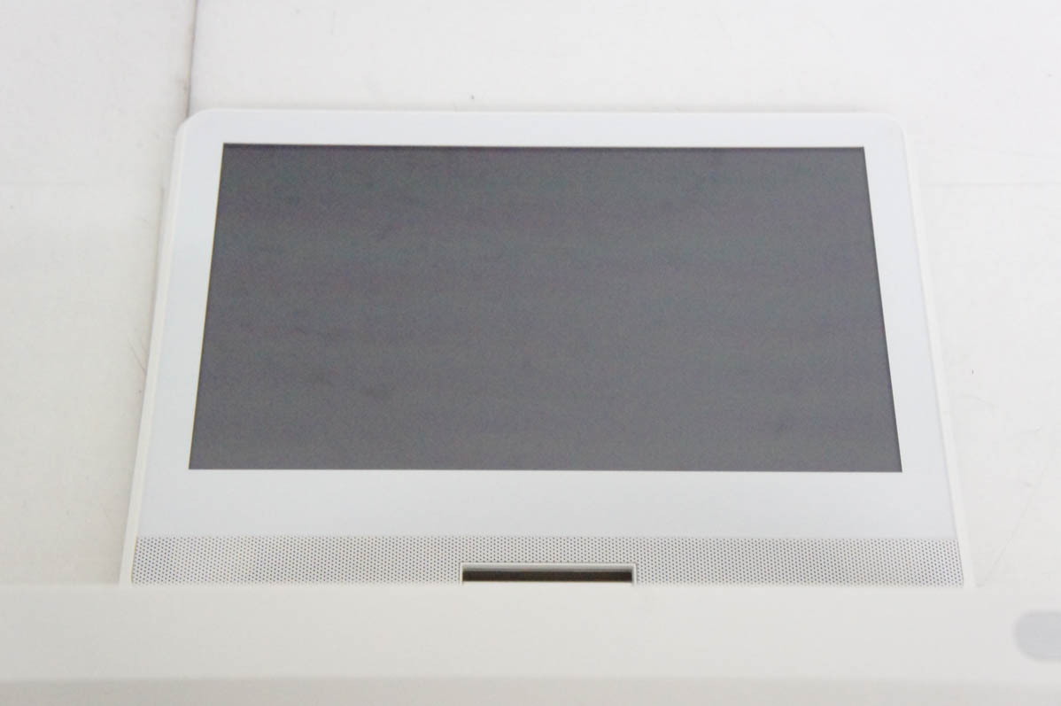 東芝 - REGZA ポータブルブルーレイプレイヤー 中古 中古 TOSHIBA東芝 REGZA ポータブルブルーレイディスク