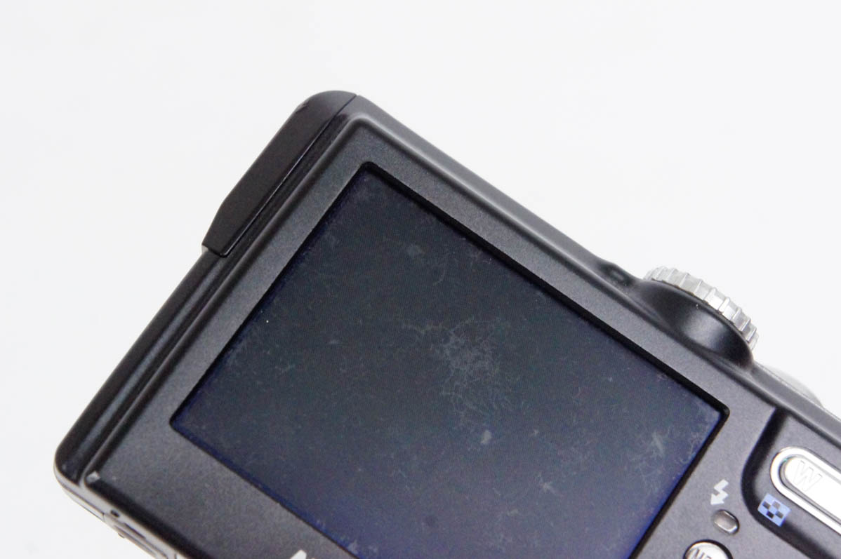 中古 C NIKONニコン コンパクトデジタルカメラ COOLPIXクールピクス P1
