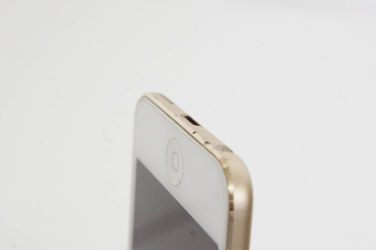【新品未開封】iPodtouch第6世代32GBゴールドMKHT2J/A iPod touch MKHT2J/A ゴールド 32GB 第6世代 未開封品