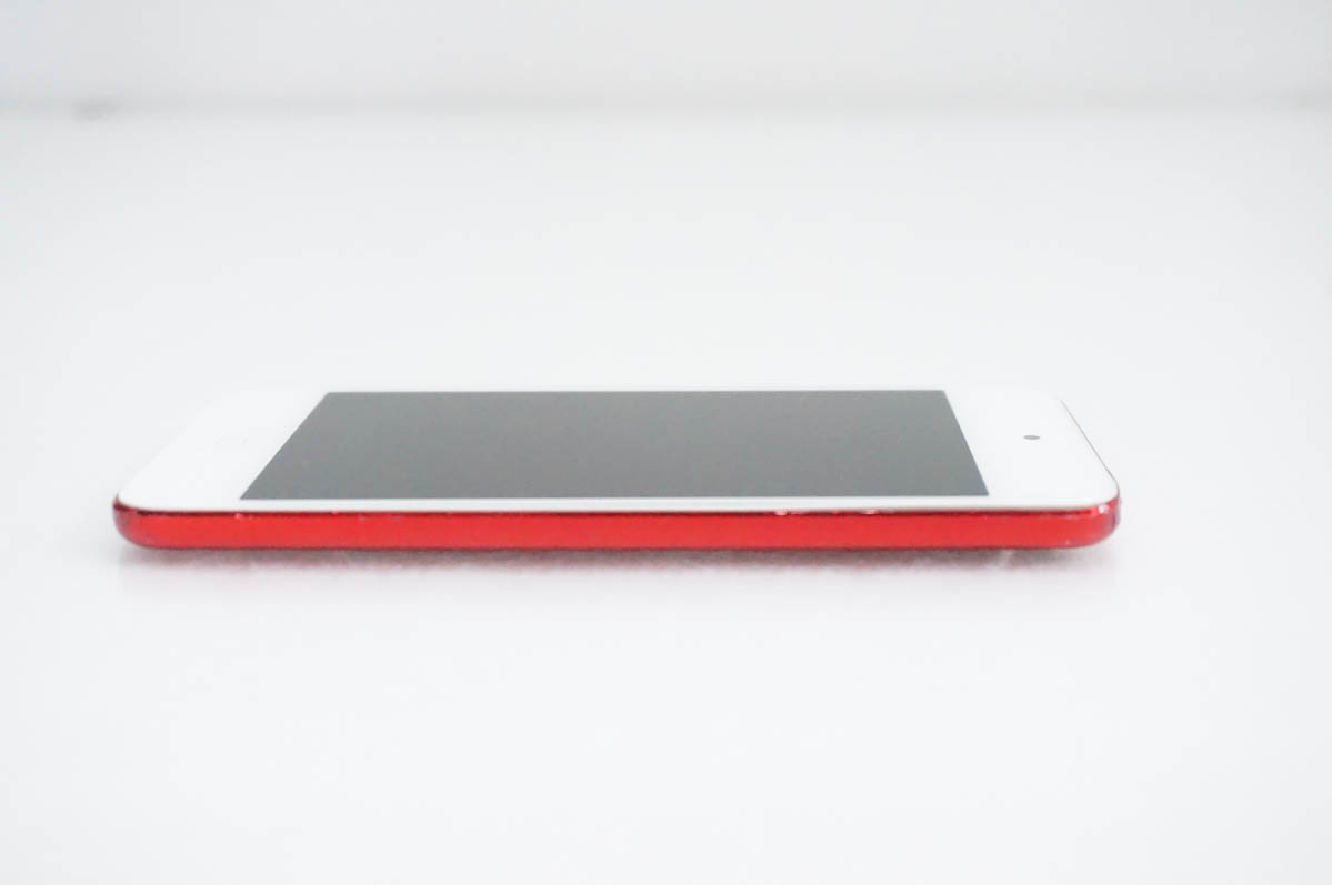中古 Appleアップル 第7世代 iPod touch 32GB MVHX2J/A (PRODUCT) RED