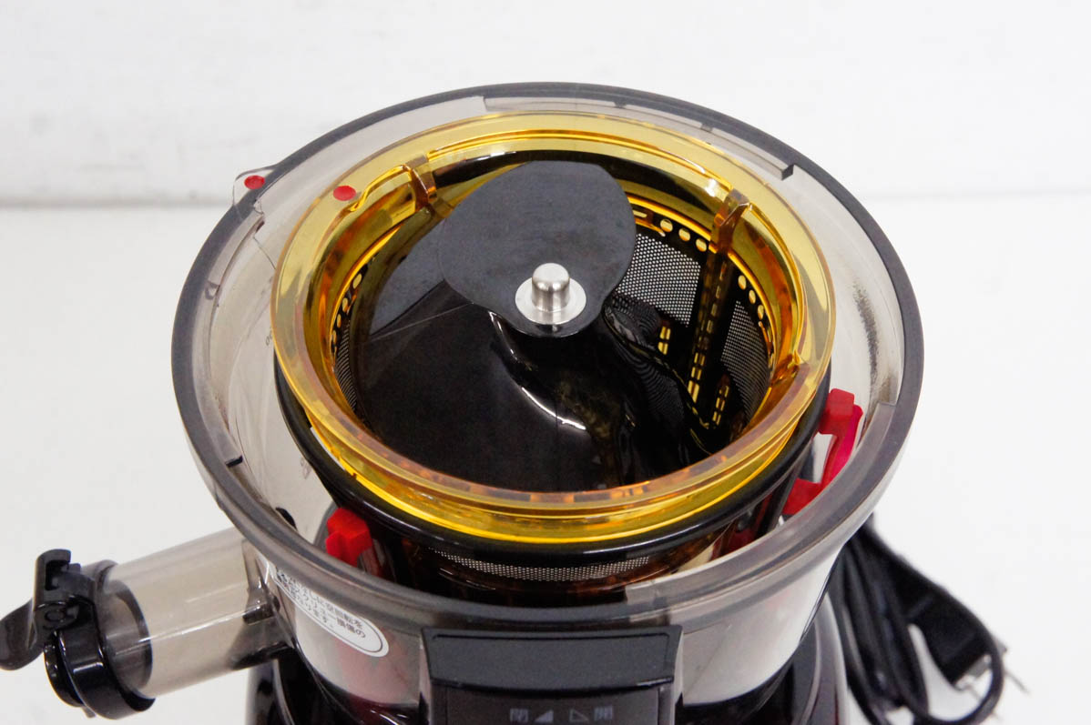 【中古】Kuvingsクビンス サイレントジューサー JSG-120 石臼式 中古 Kuvingsクビンス サイレントジューサー JSG-120 石臼式