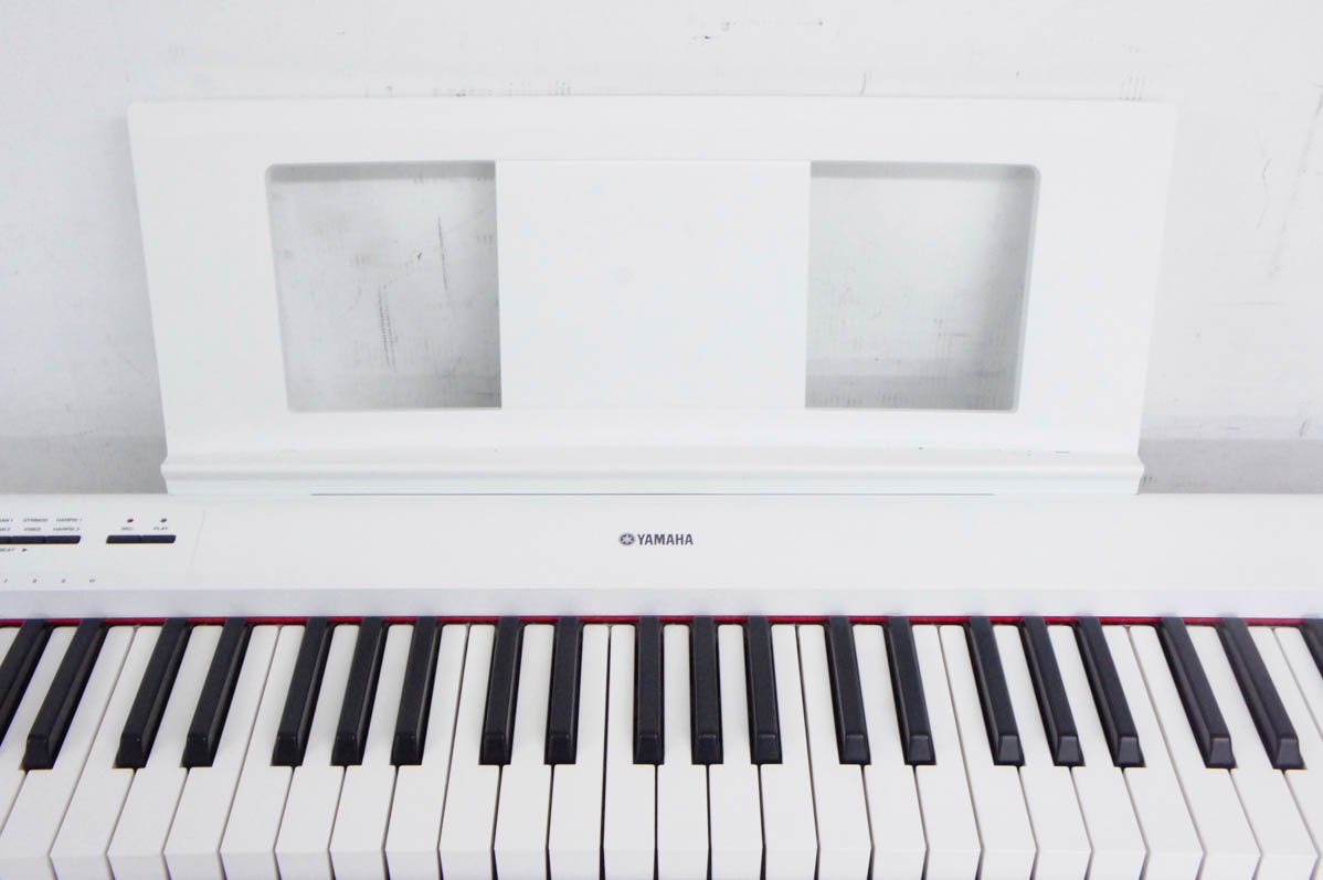 美品　YAMAHA 電子ピアノ　piaggero NP-12 ホワイト 61鍵 Yamaha piaggero NP-12 電子ピアノ 61鍵 ホワイト