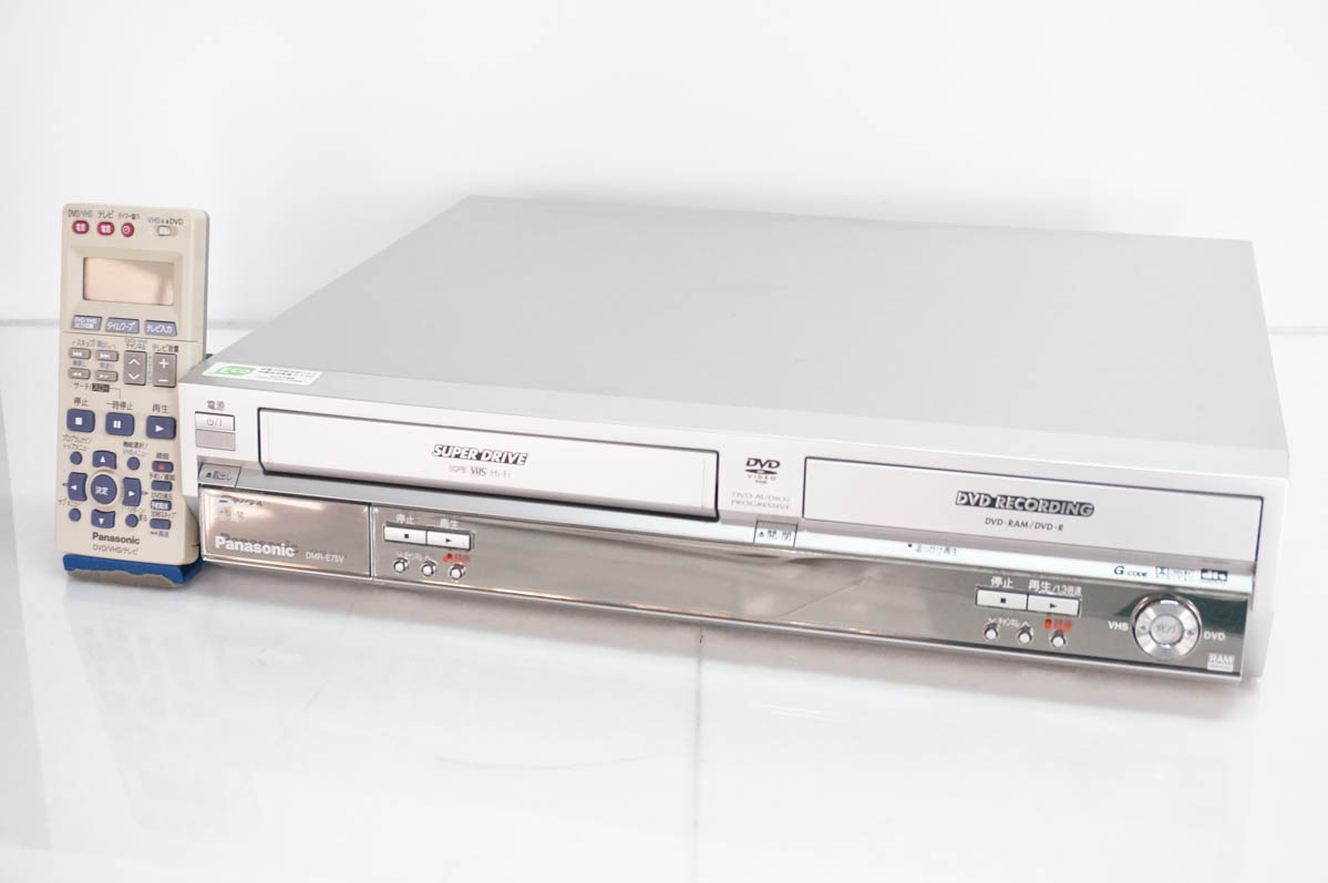 中古 Panasonicパナソニック DIGA DMR-E75V DVDプレーヤー一体型VHS